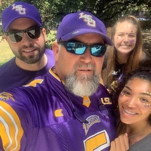 Meet your Posher, Janet